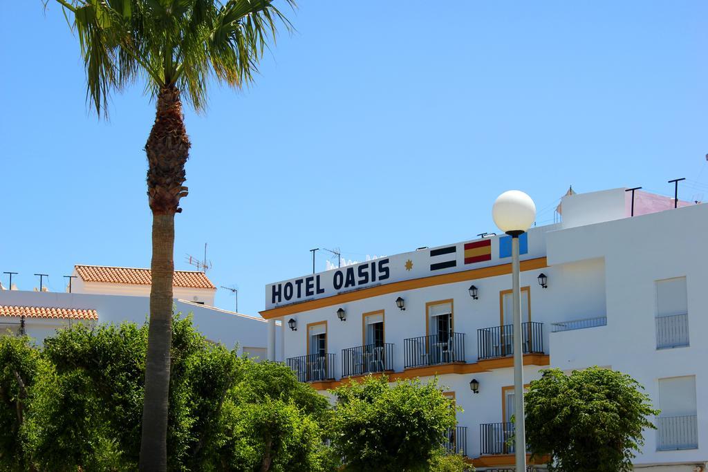 Hotel Oasis Conil De La Frontera Exterior foto