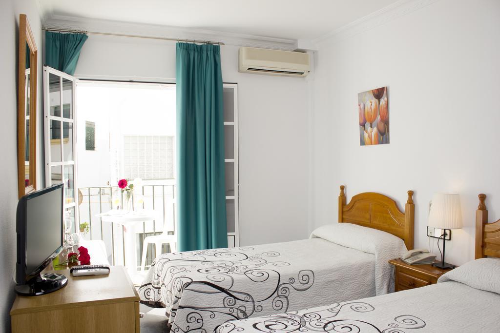 Hotel Oasis Conil De La Frontera Exterior foto